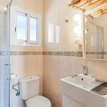 Holiday home Stunning In El With Wifi *